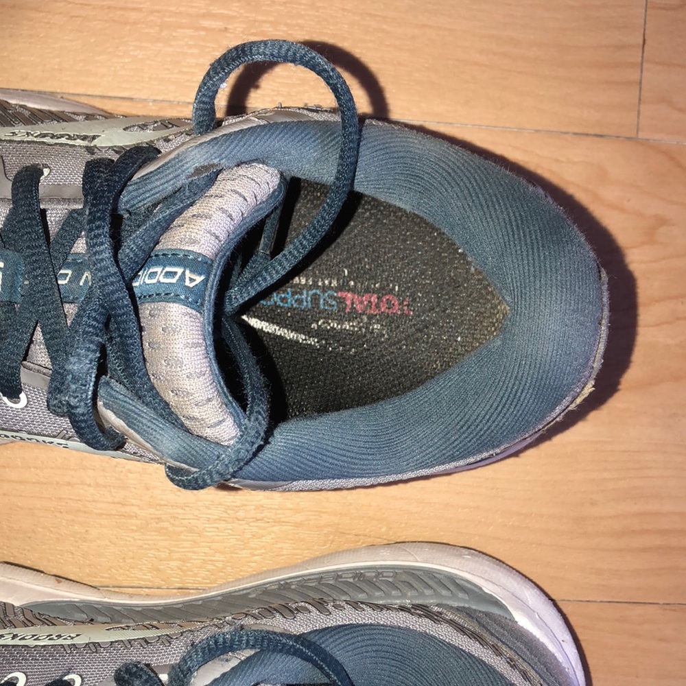 Brooks Addiction Gts Athletic Sneakers View 3